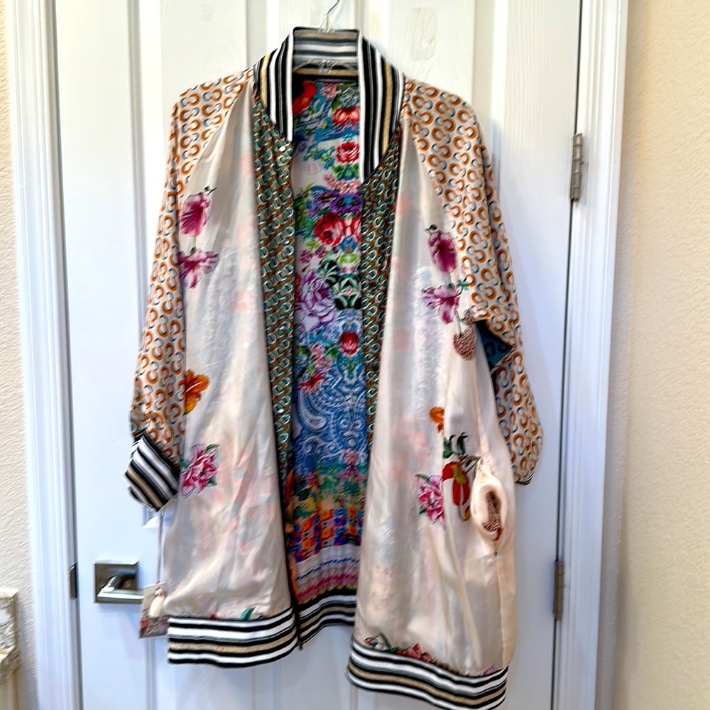 JOHNNY WAS REVERSIBLE SILK JACKET WITH SNAPS